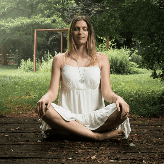 Kit Médaillon Fleur de vie + Synergie d'huiles essentielles BIO  4 ml